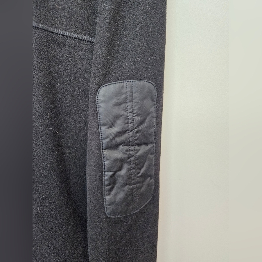 Lululemon Men's Full Zip-Up Fleece. Measurements in pictures - Picture 9 of 15